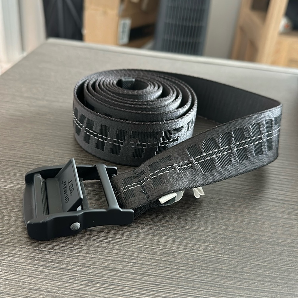 Brand new mens off white belt